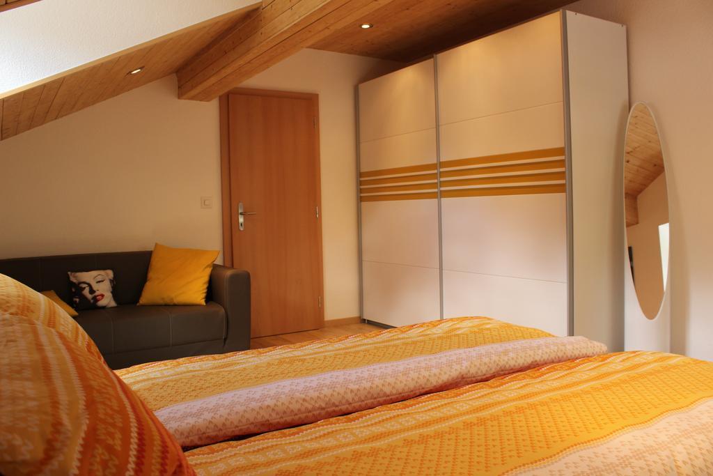 Haus Dorf 7 Apartment ซาส-กรุนด์ ภายนอก รูปภาพ